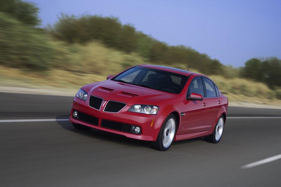  Pontiac G8 GT 2009 года  (фото 4 из 17)